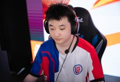 【资讯】LGD与EDG谁能赢下首胜？J1E与Koi上演自由人角逐游戏攻略_手游下载
