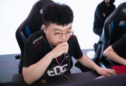 【资讯】EDG对战Q9，EP爆炸果皇First vs 成都AG游戏攻略_手游下载
